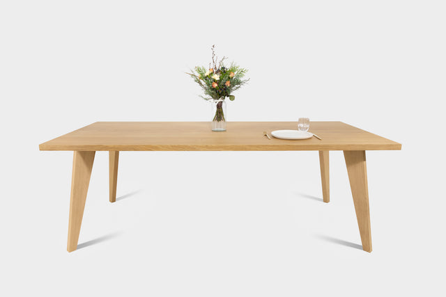 AMBER | Oak Extendable Dining Table